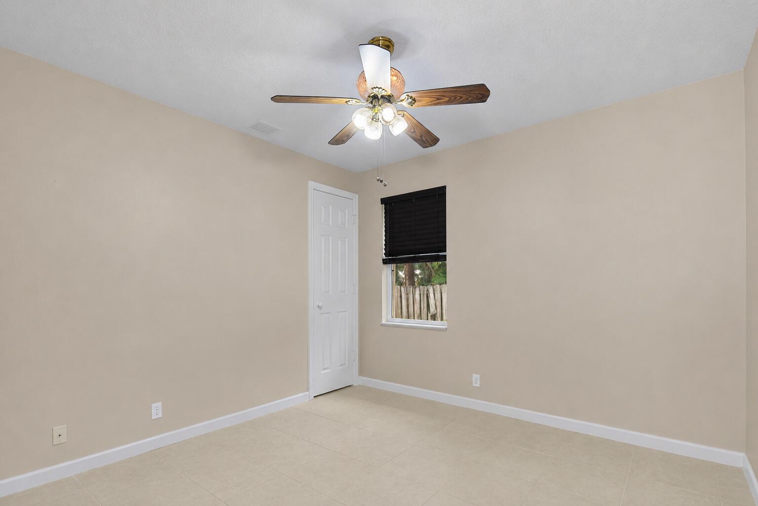 PORT ST LUCIE SECTION 8 - Residential