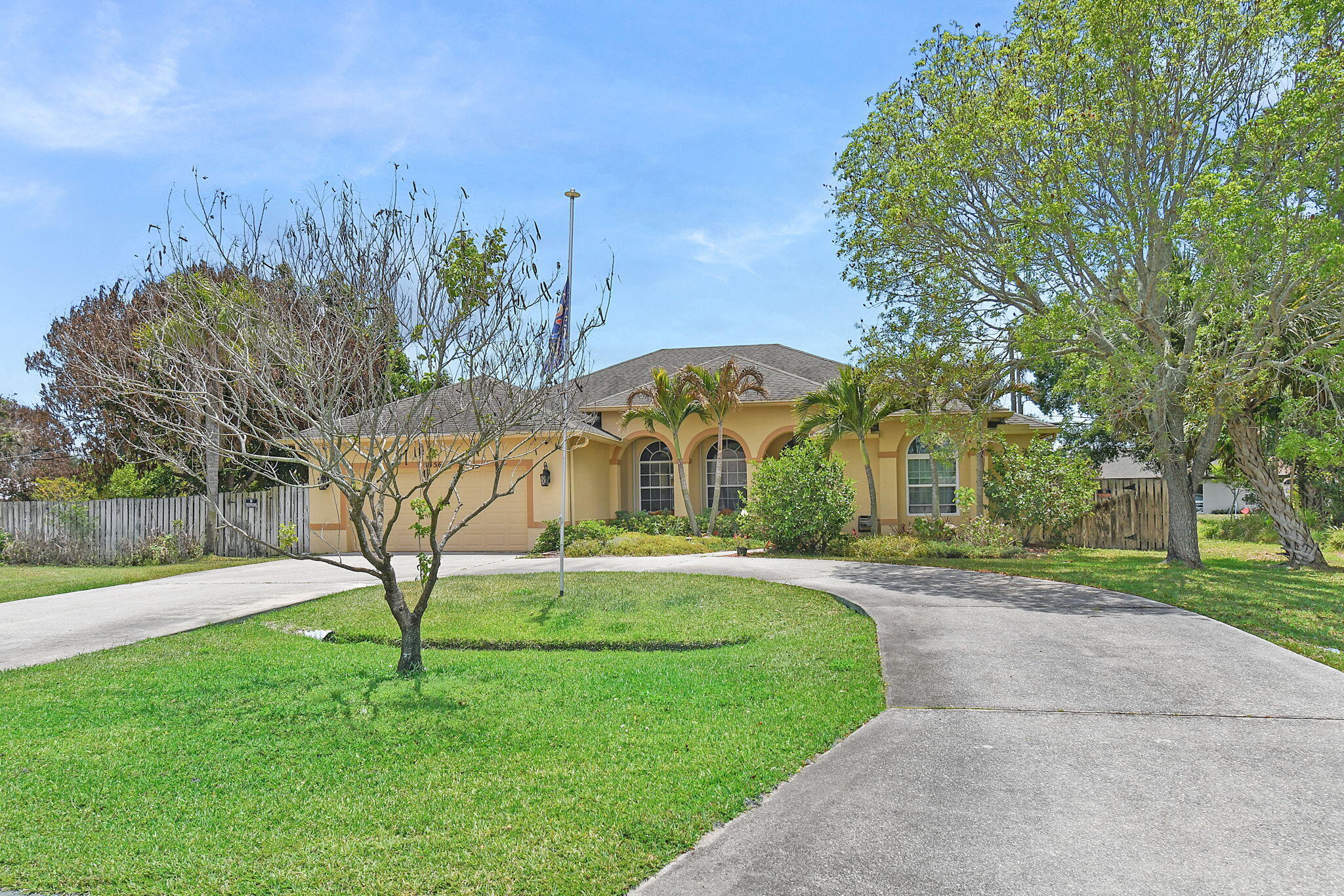 PORT ST LUCIE SECTION 8 - Residential
