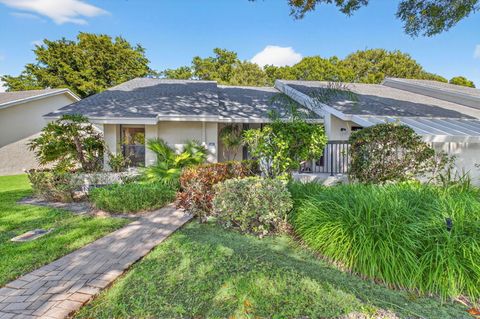Tiny photo for 10911 Lake Front Place, Boca Raton, FL 33498 (MLS # B26022335)