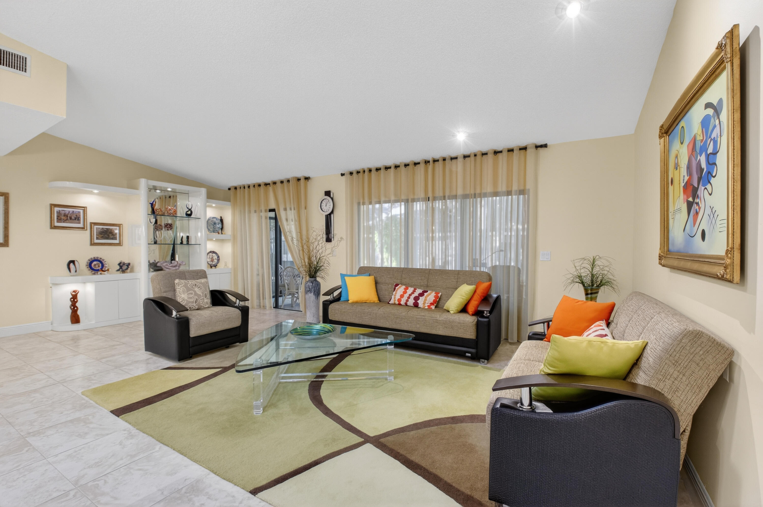WATERBERRY VILLAS - Residential