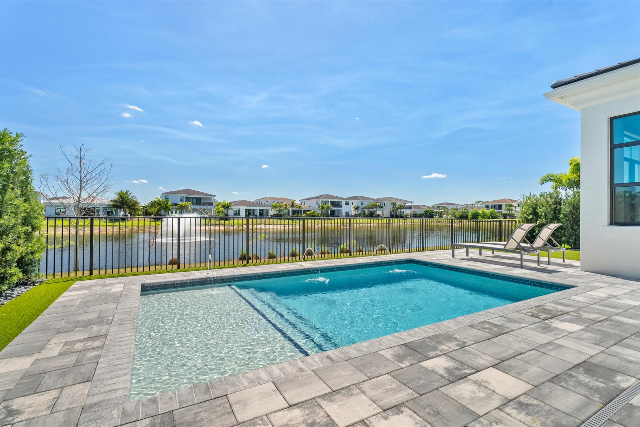 ARTISTRY - Residential