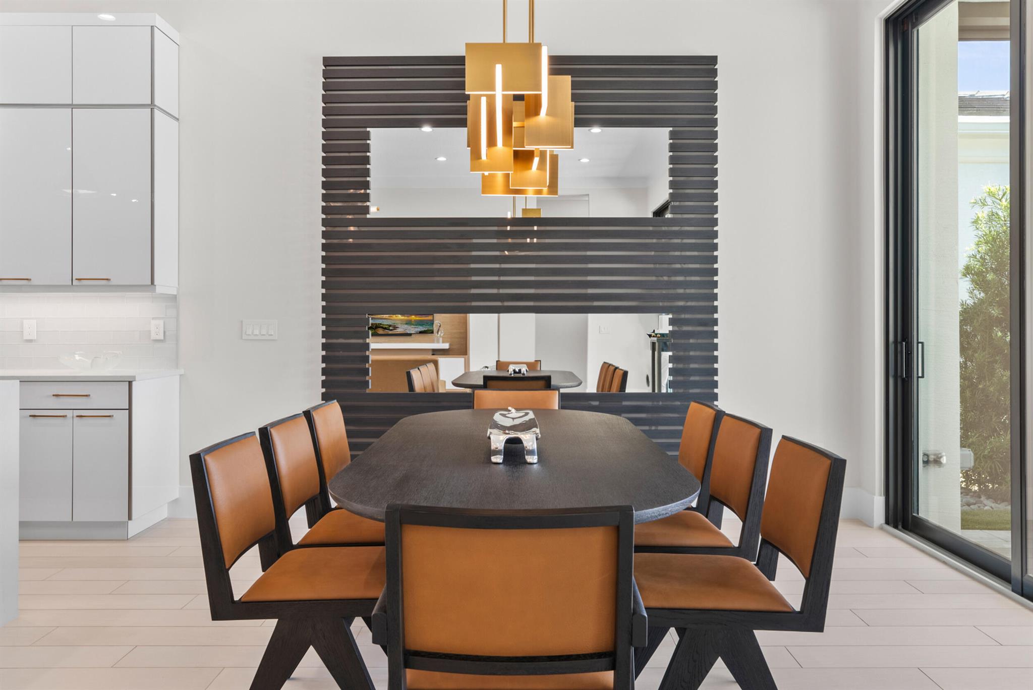 ARTISTRY - Residential