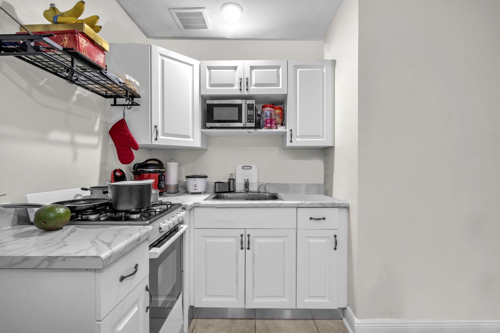 SILVER PALM ESTS PT 1 - Residential