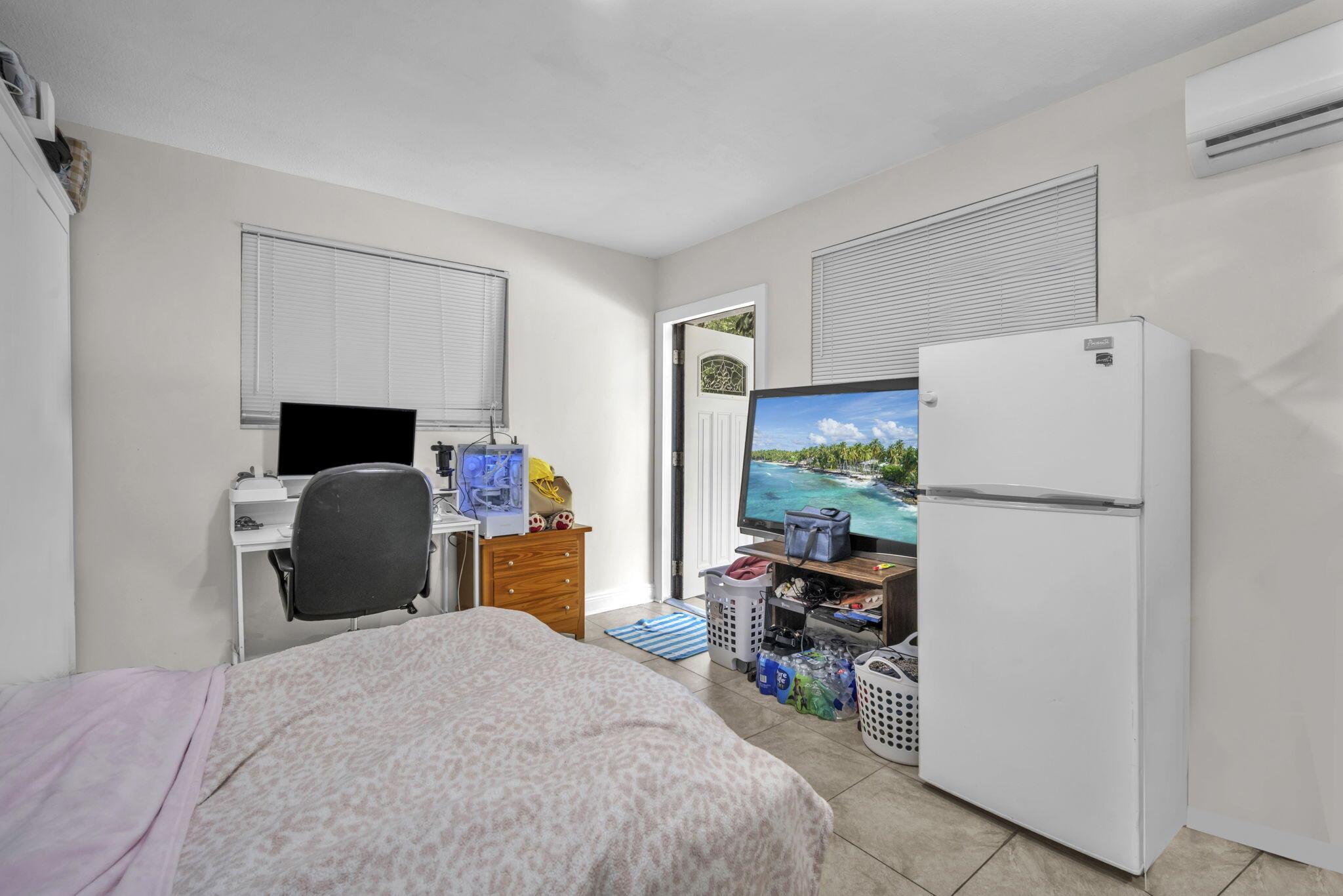 SILVER PALM ESTS PT 1 - Residential