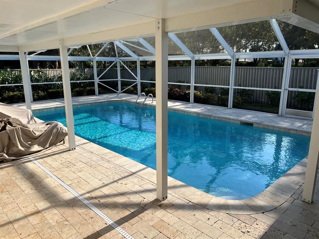Photo of 3 Alford Court, Palm Beach Gardens, FL 33418 (MLS # R10868950)