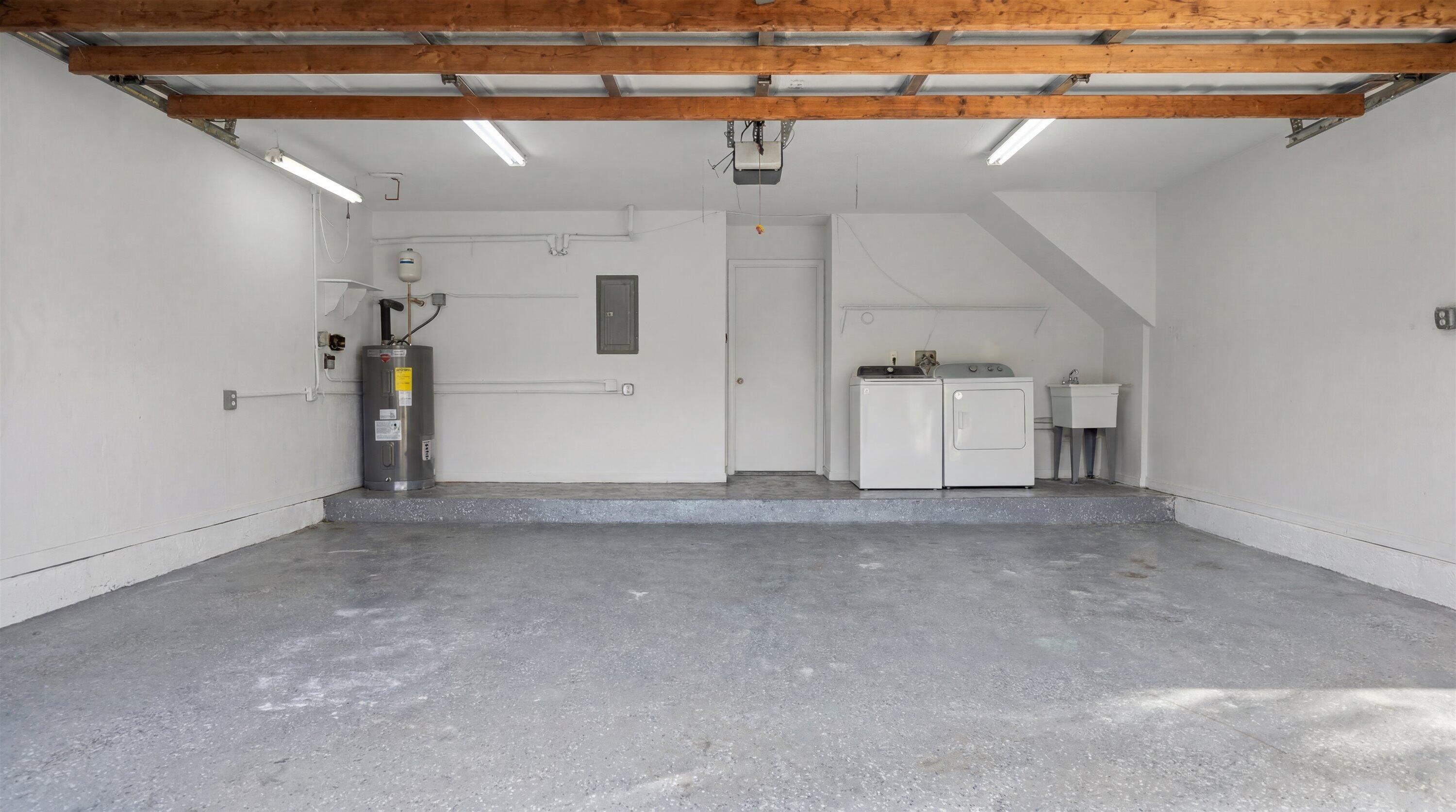 WINSTON PARK SECTION ONE - Residential