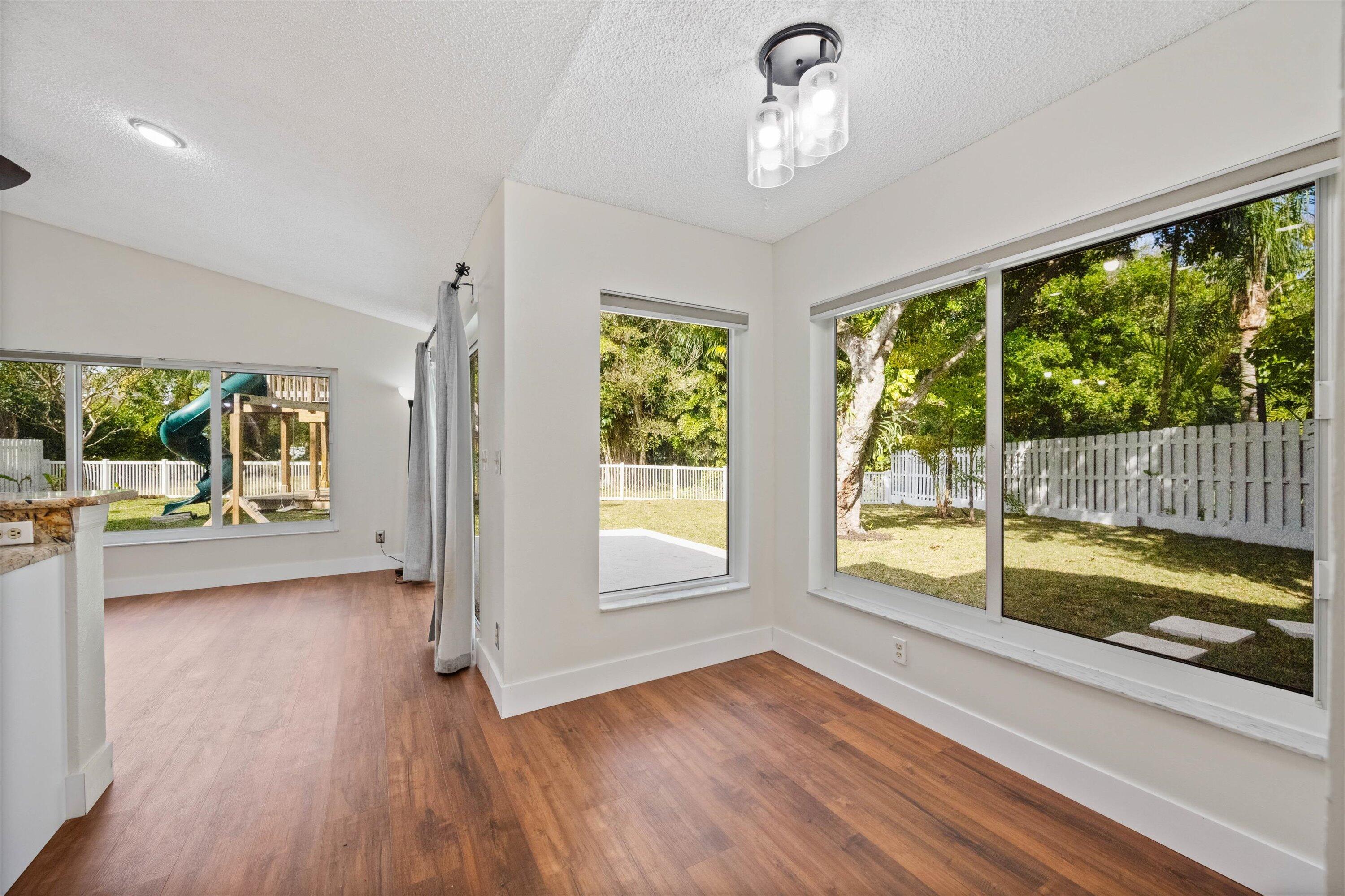 WINSTON PARK SECTION ONE - Residential