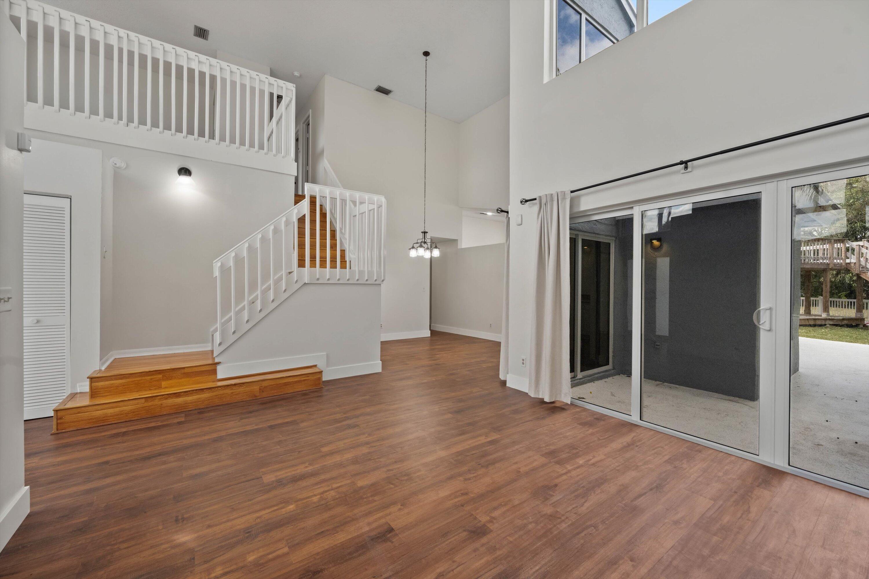 WINSTON PARK SECTION ONE - Residential