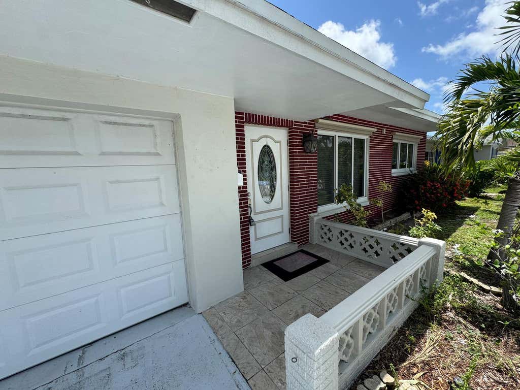 Photo of 4717 NW 49TH Place, Tamarac, FL 33319 (MLS # B26056356)