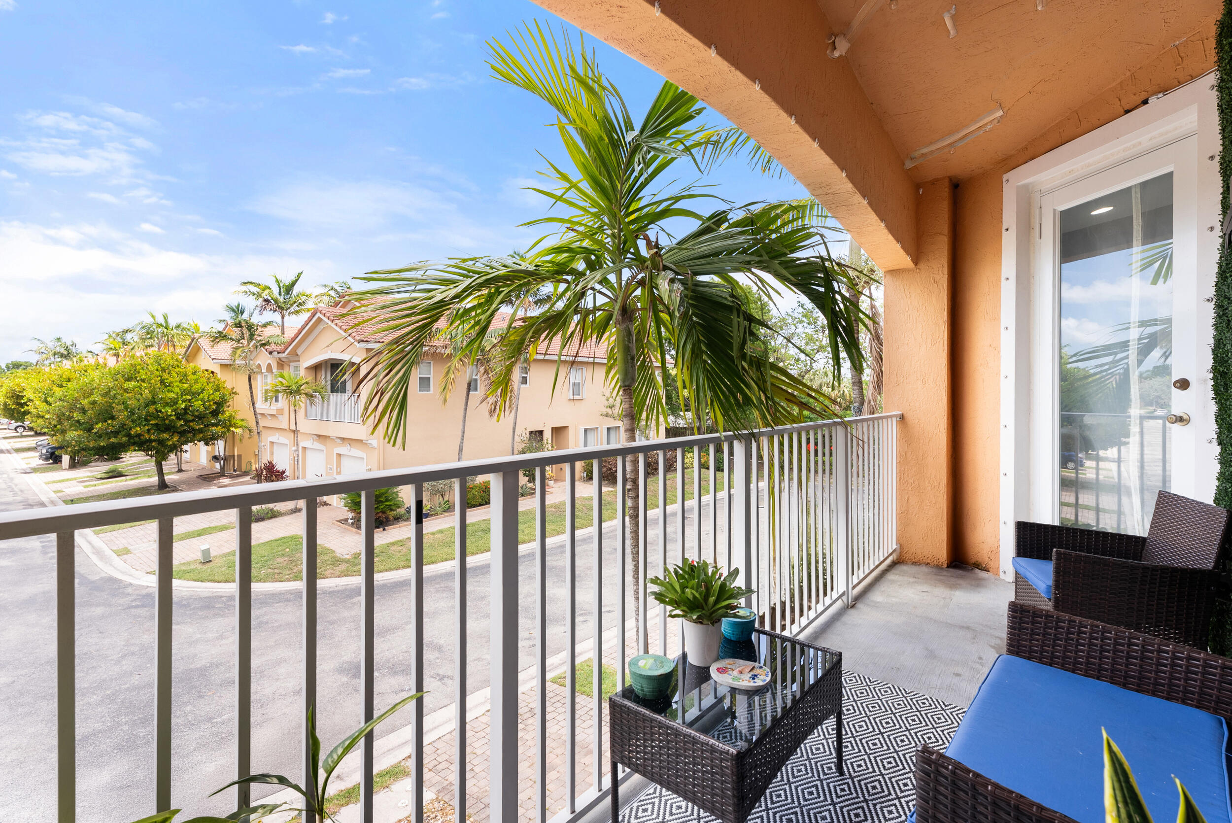 SIERRA BAY - Residential