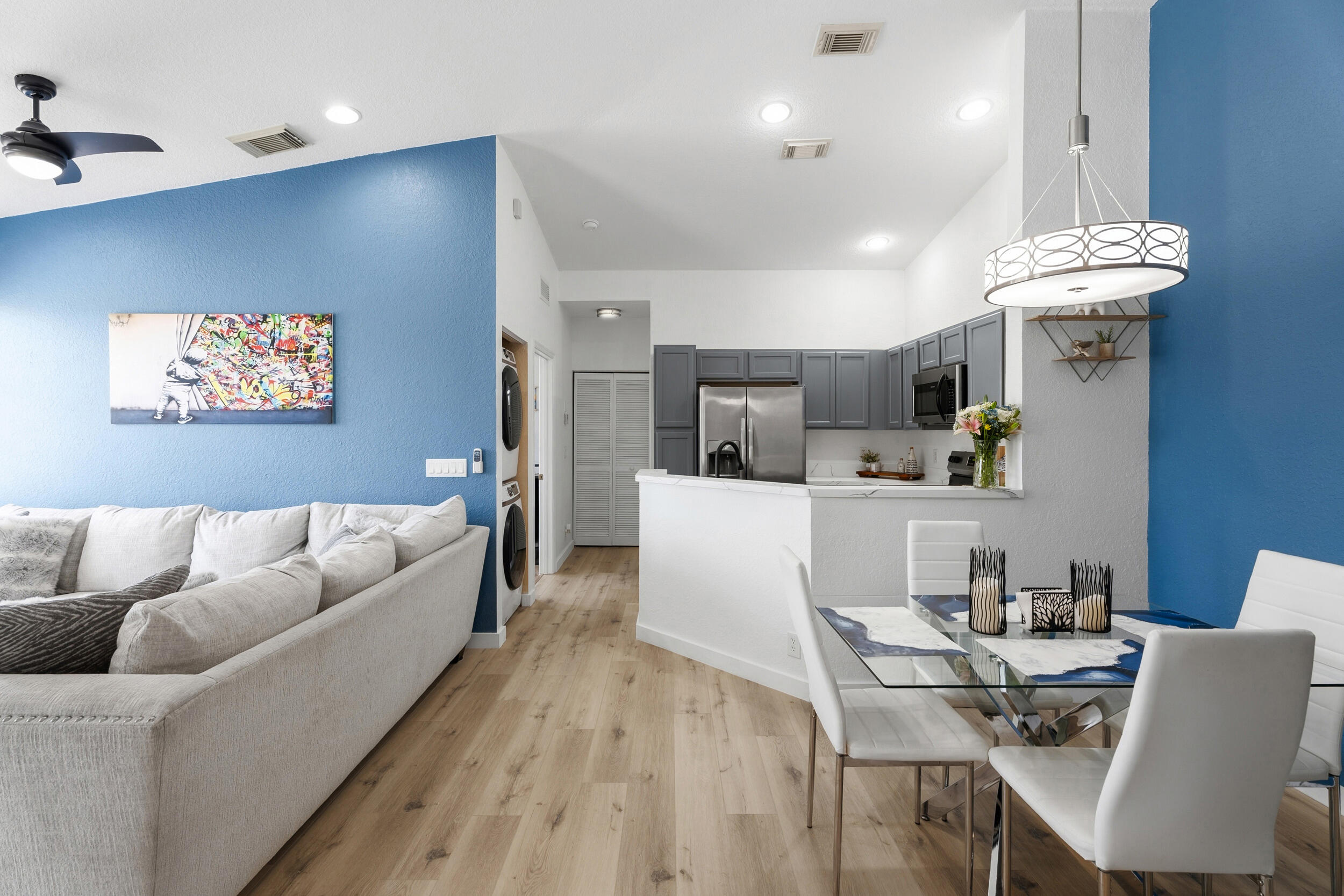 Properties 1706 Carvelle Drive