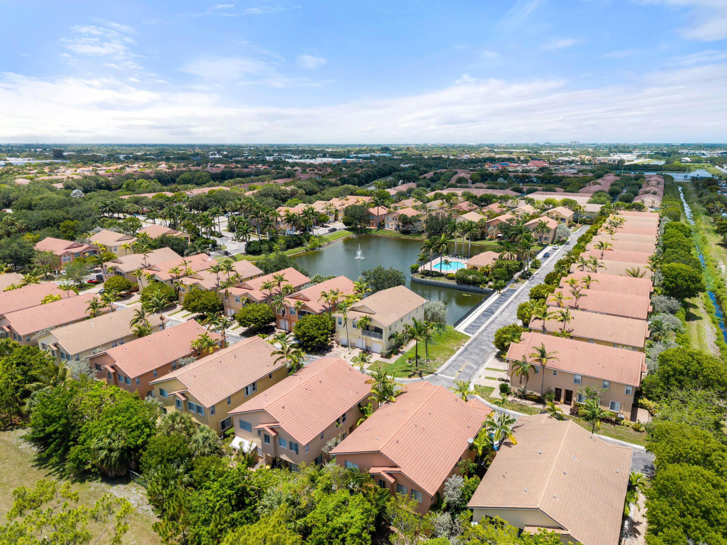 SIERRA BAY - Residential