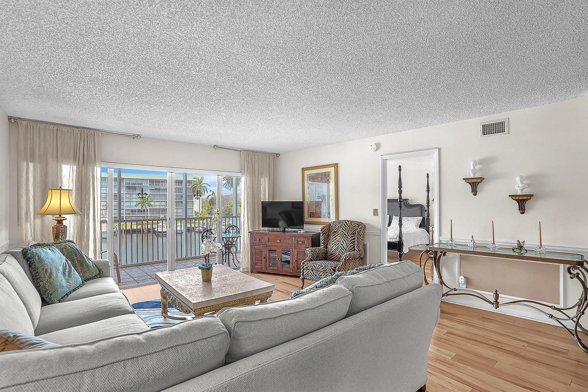 1523 E Hillsboro Boulevard 336