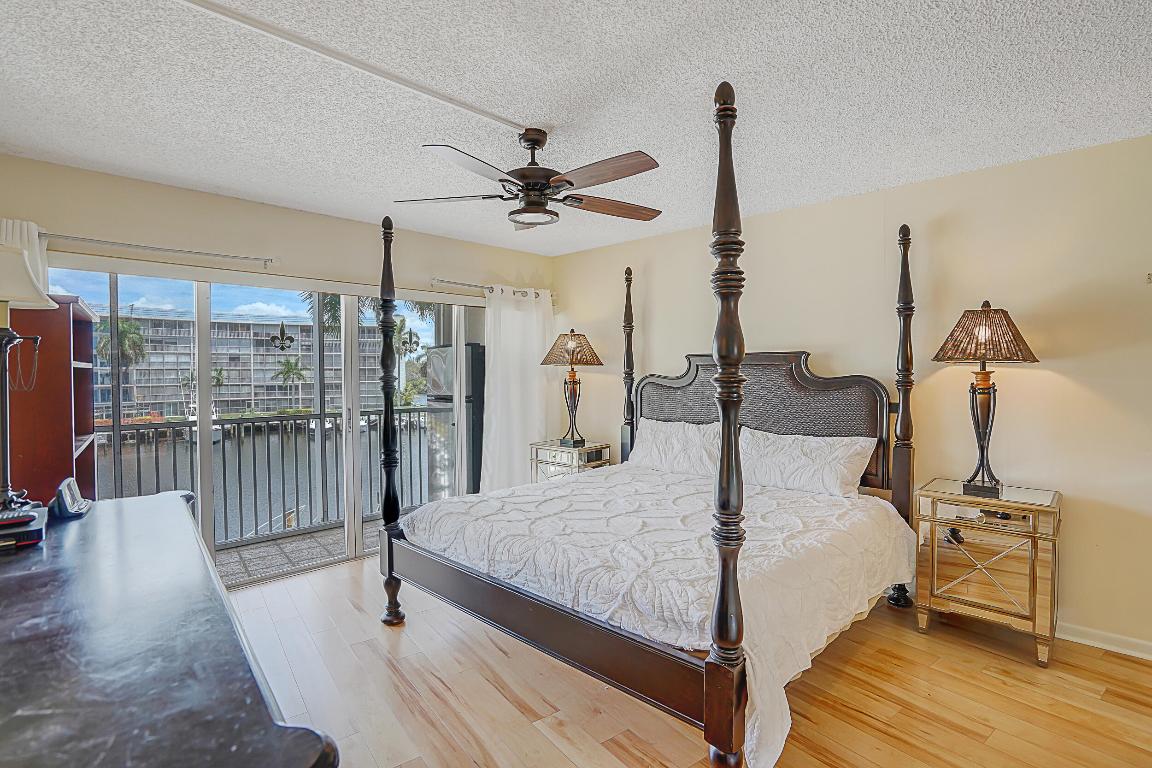 Hillsboro Cove - Residential