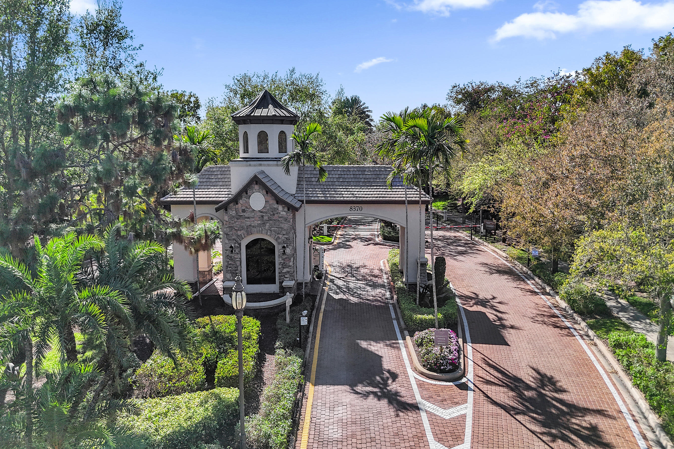 CANYON ISLES 1 - Residential