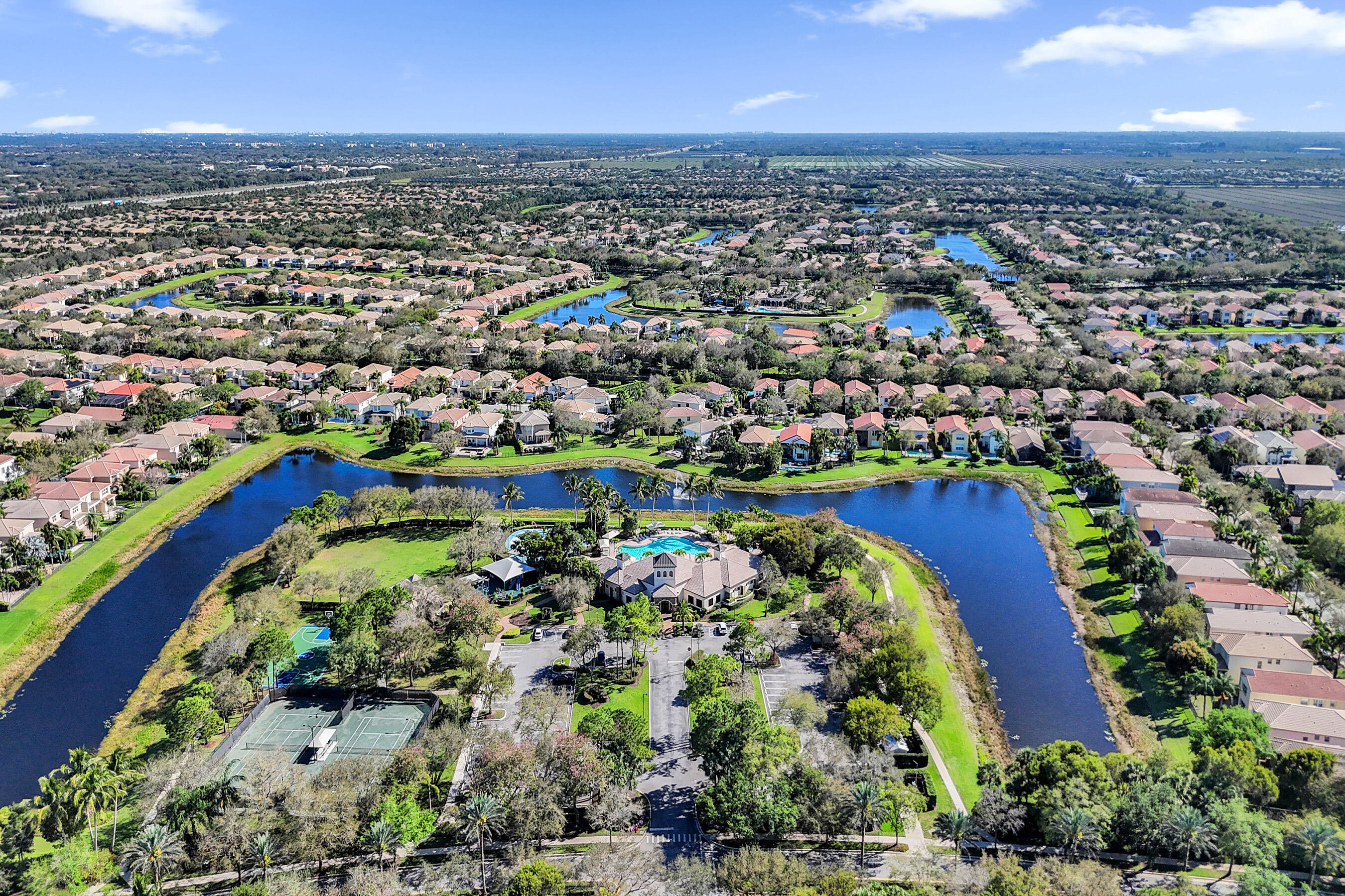 CANYON ISLES 1 - Residential