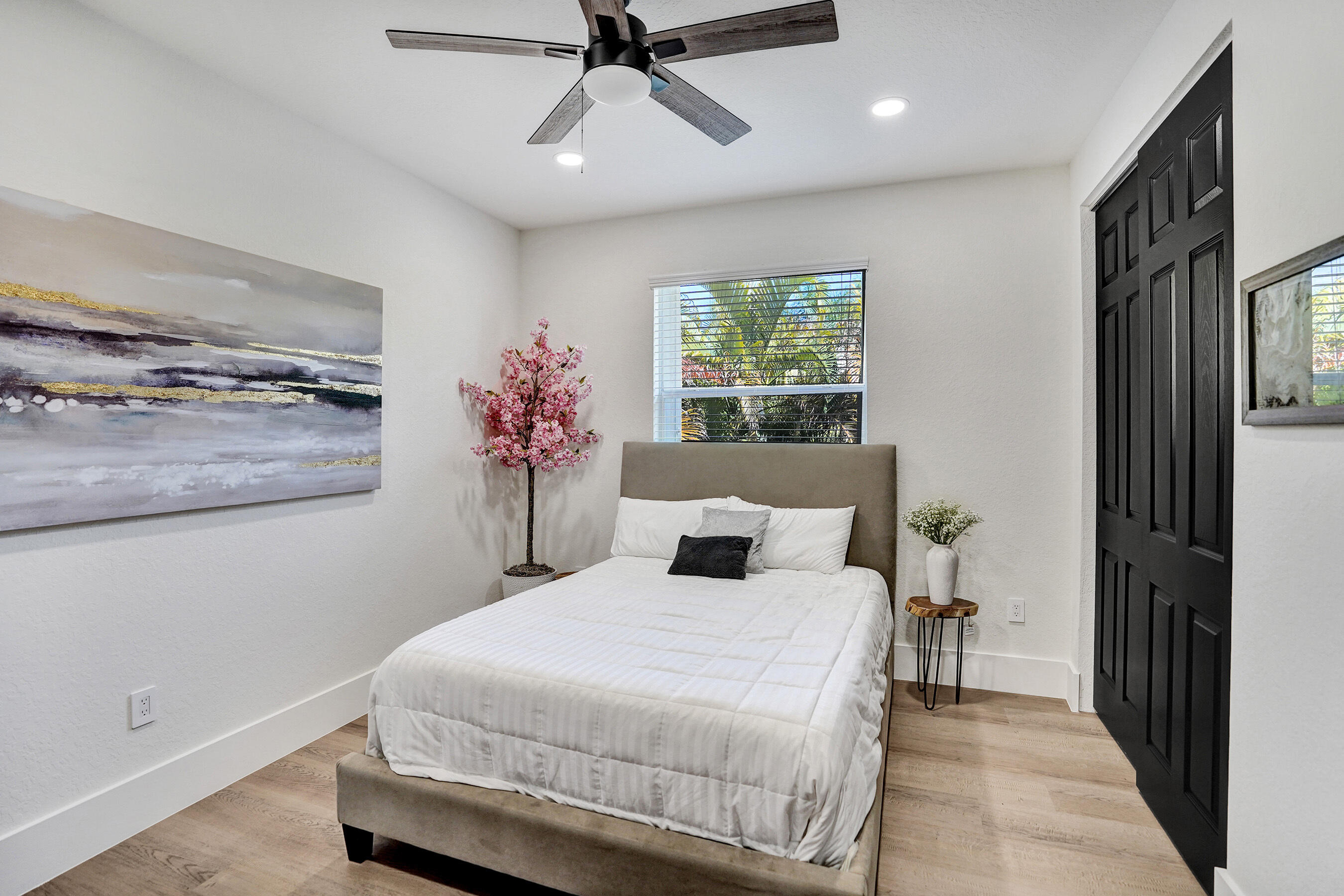 CANYON ISLES 1 - Residential