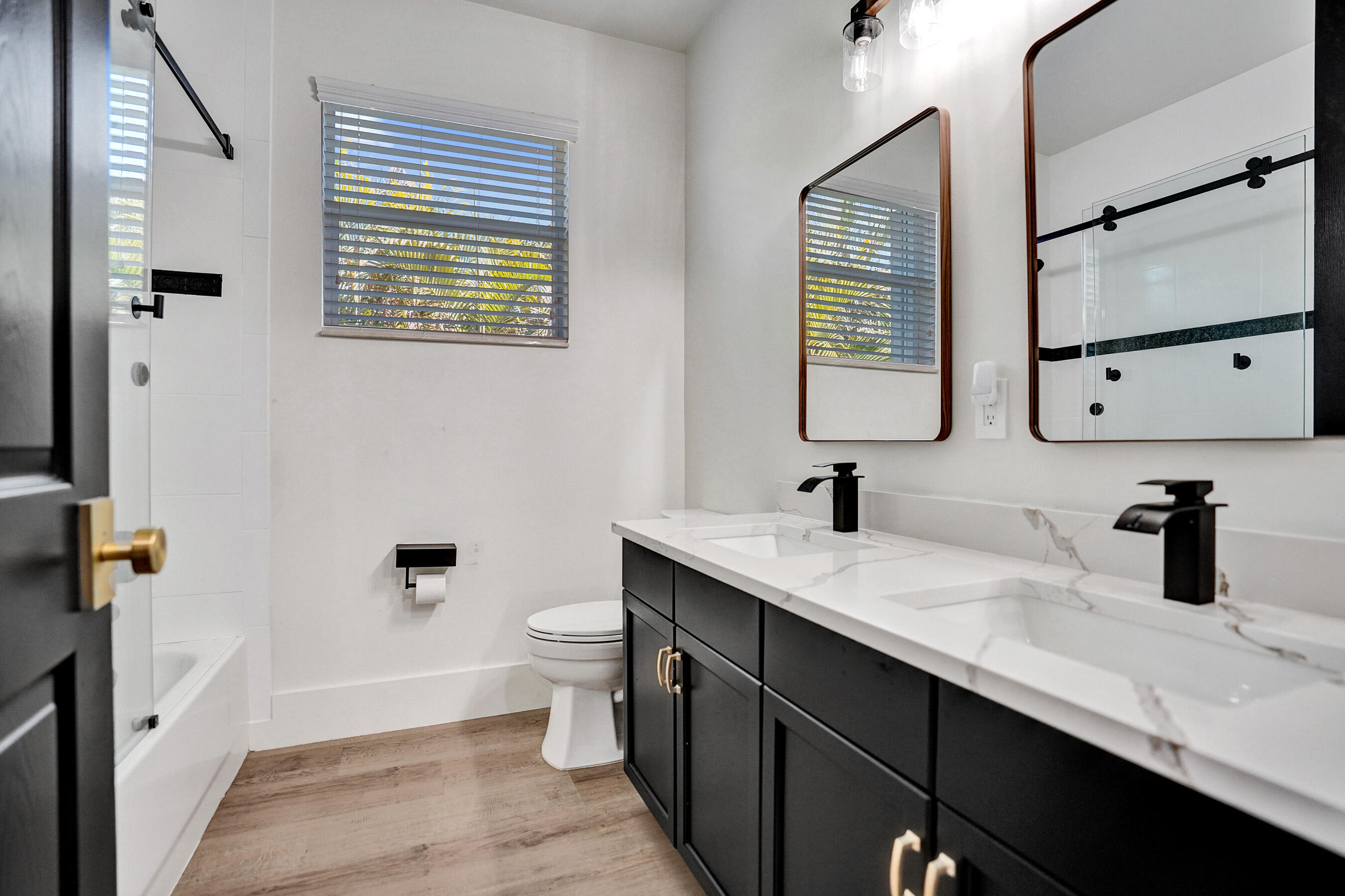 CANYON ISLES 1 - Residential