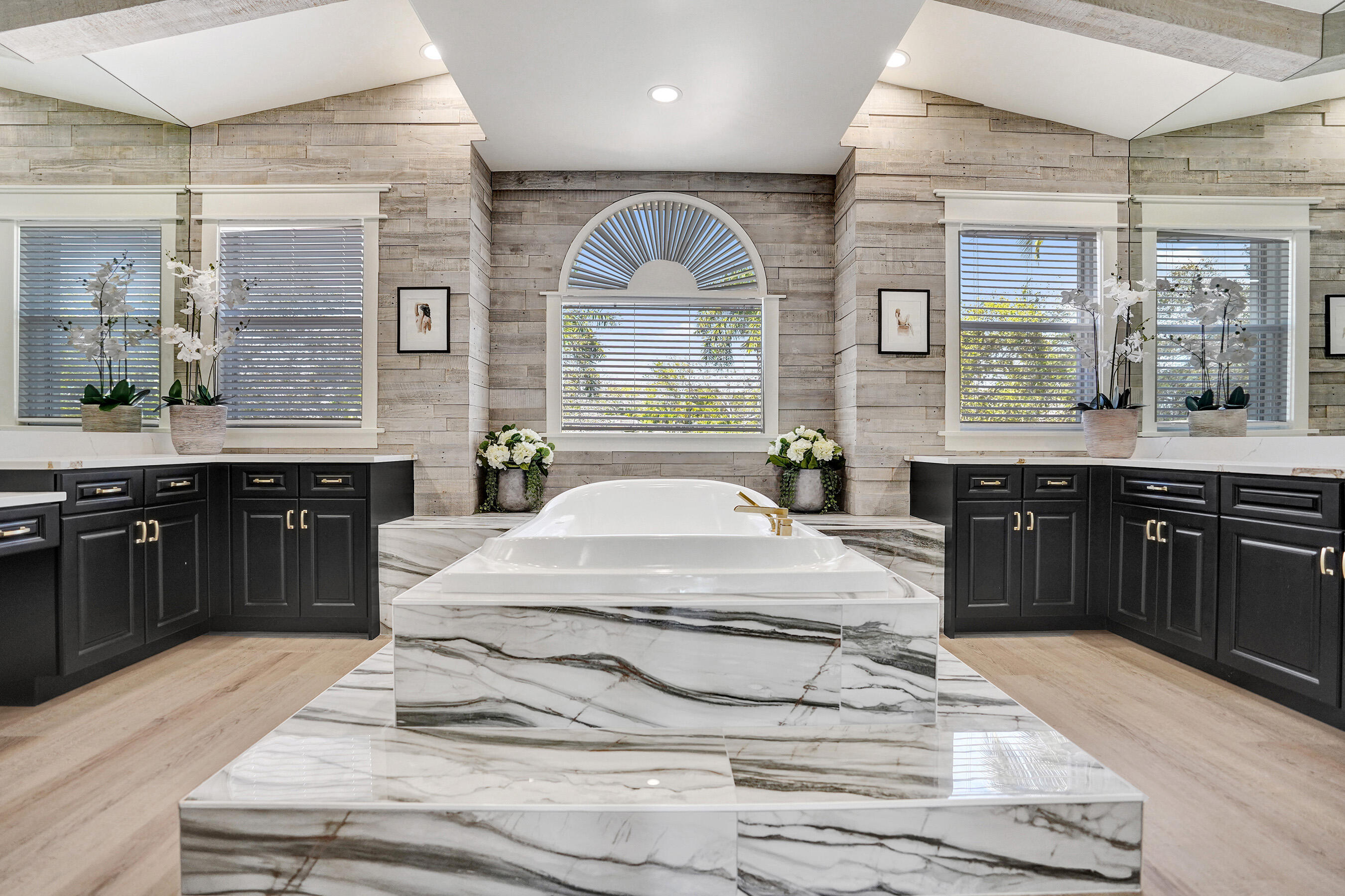 CANYON ISLES 1 - Residential