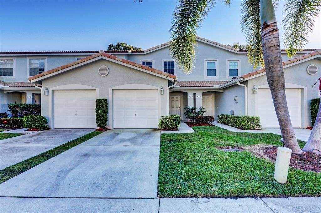 Photo of 334 Timberwalk Trail, Jupiter, FL 33458 (MLS # R10763801)