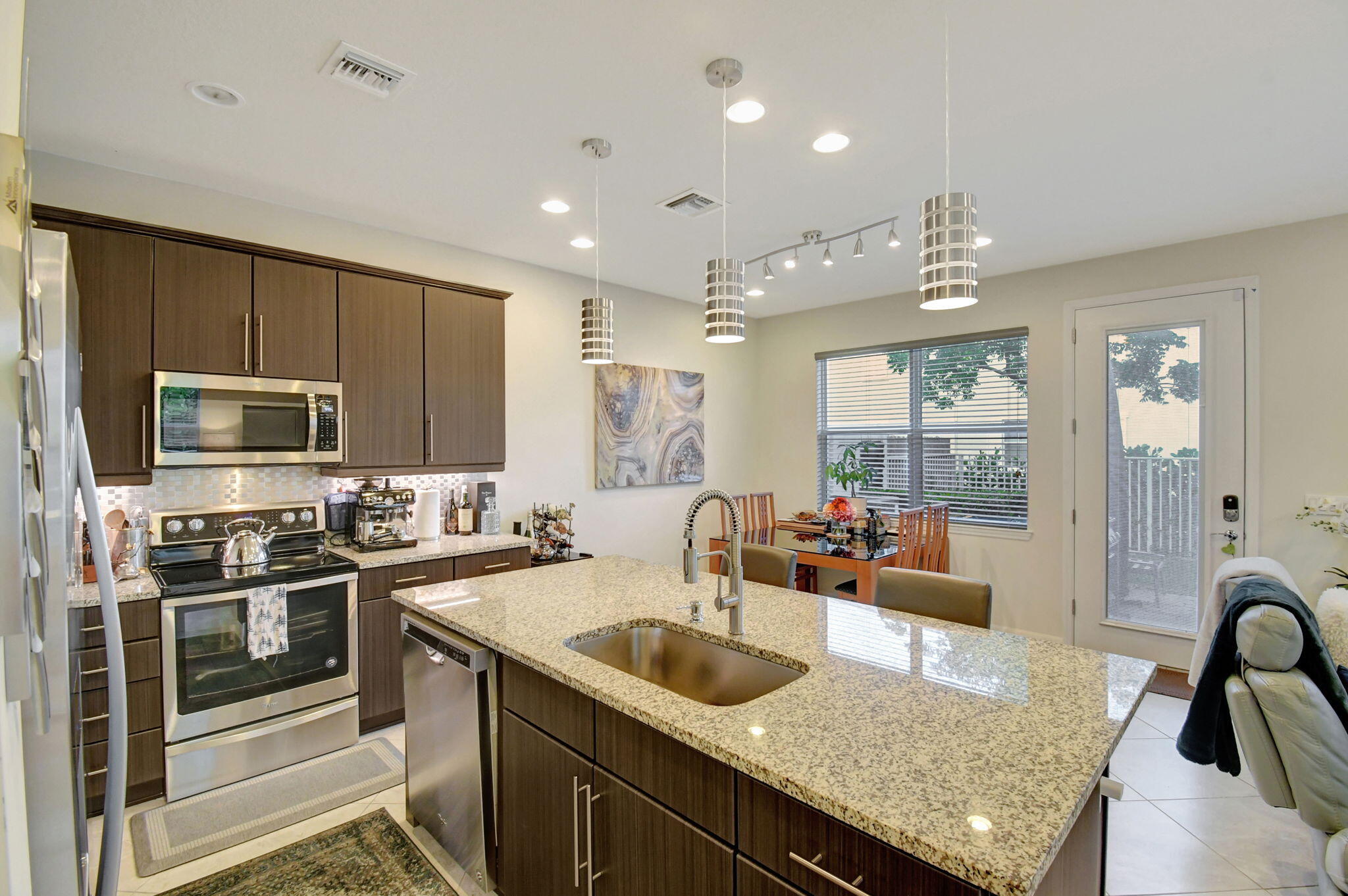 HILLCREST COUNTRY CLUB NORTH - Residential