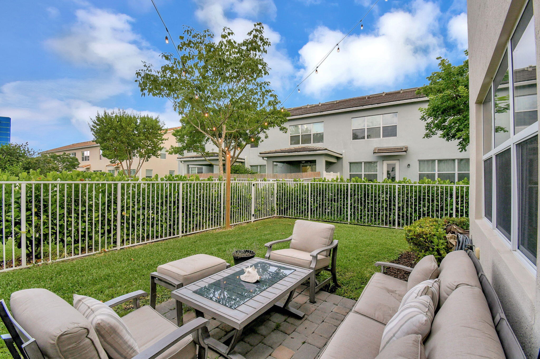 HILLCREST COUNTRY CLUB NORTH - Residential