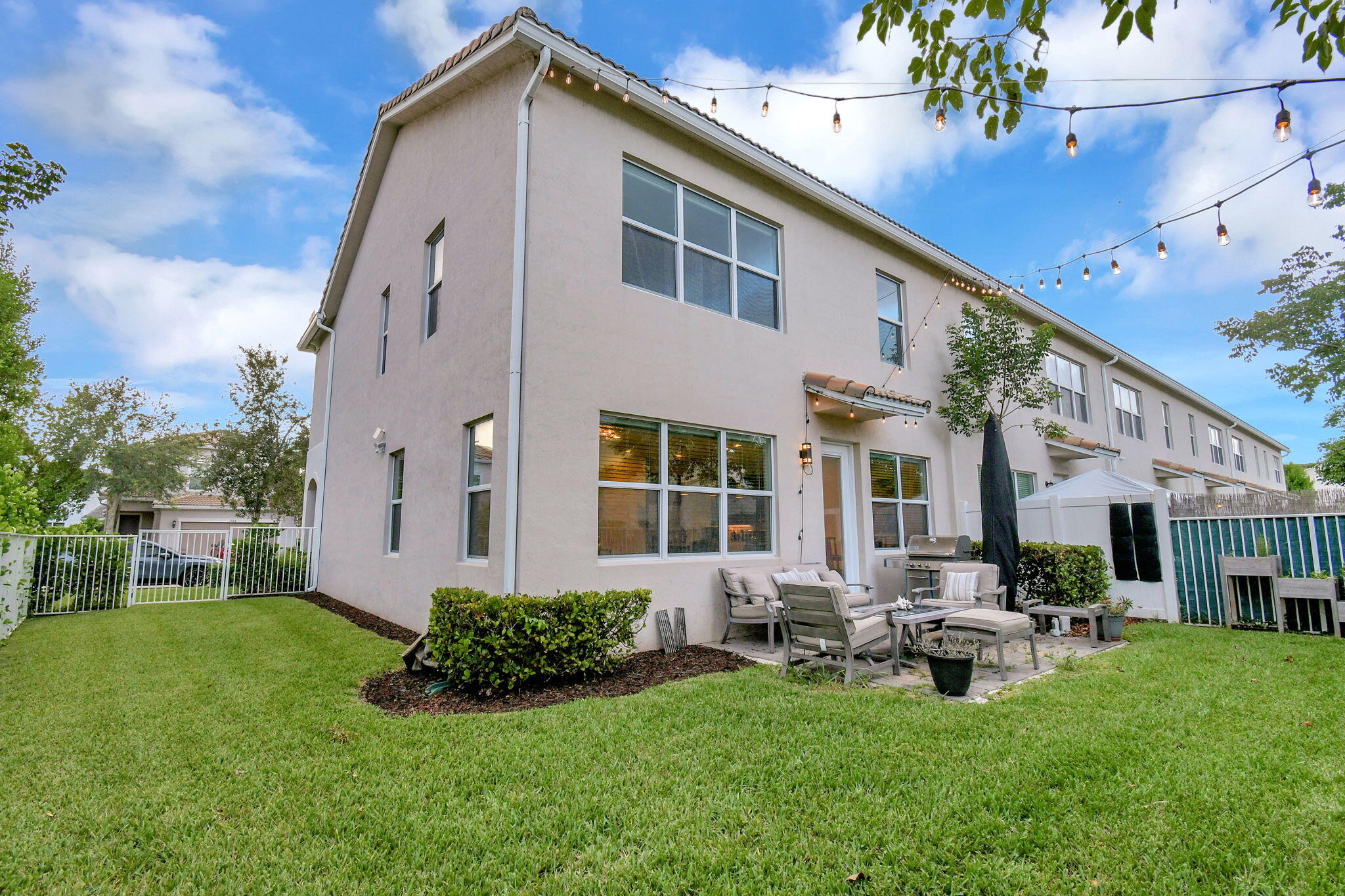 HILLCREST COUNTRY CLUB NORTH - Residential