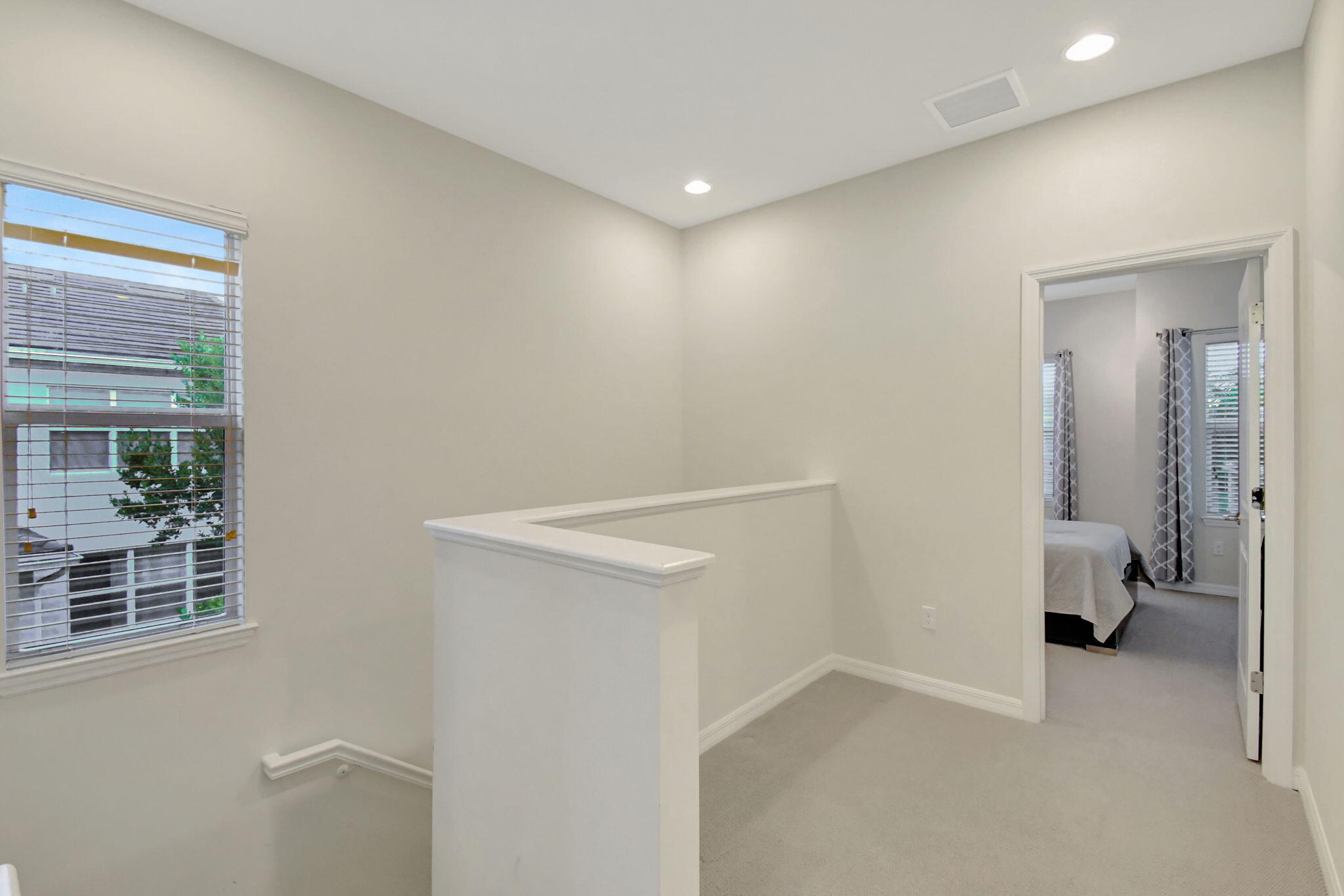 HILLCREST COUNTRY CLUB NORTH - Residential