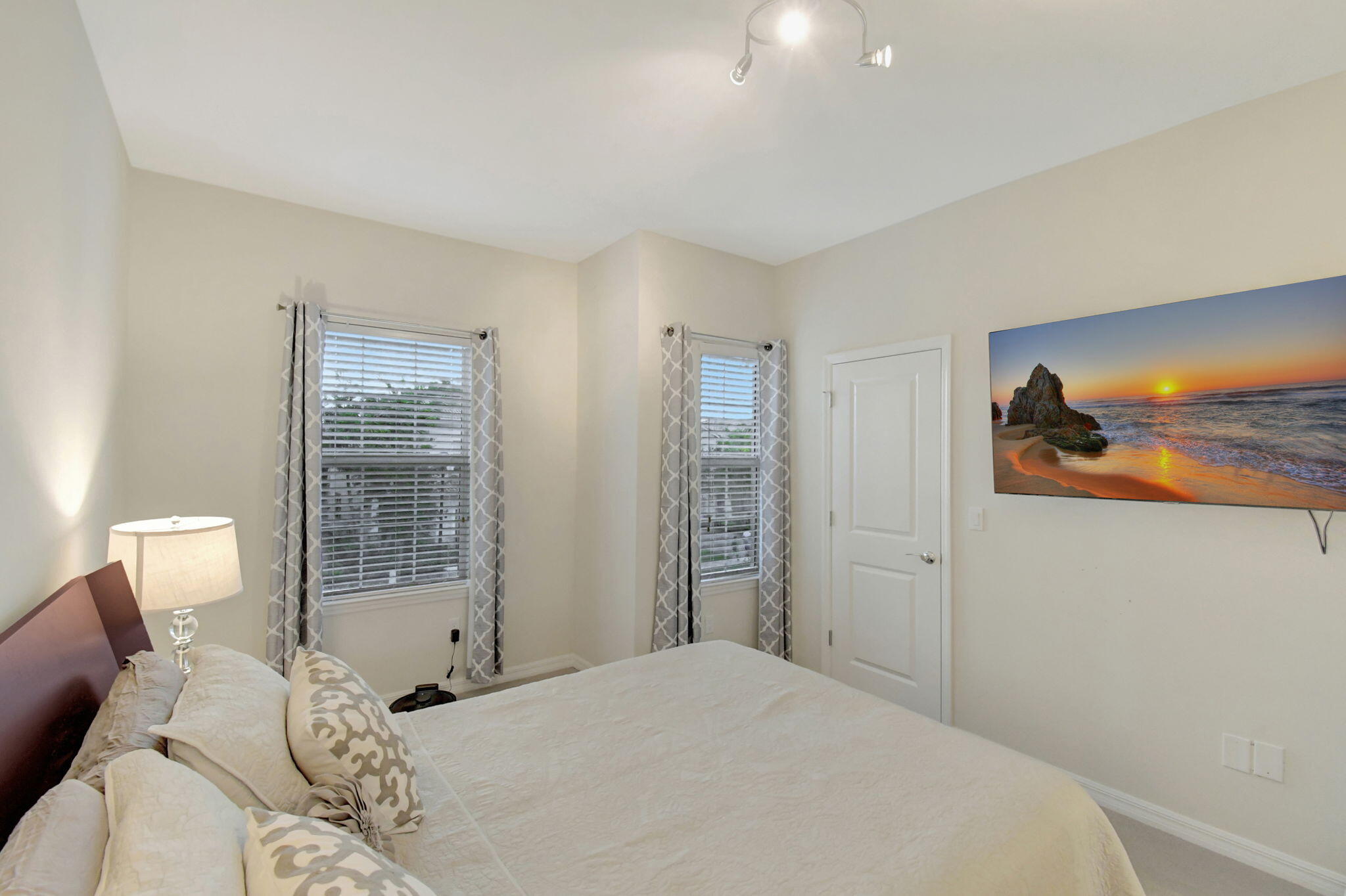 HILLCREST COUNTRY CLUB NORTH - Residential