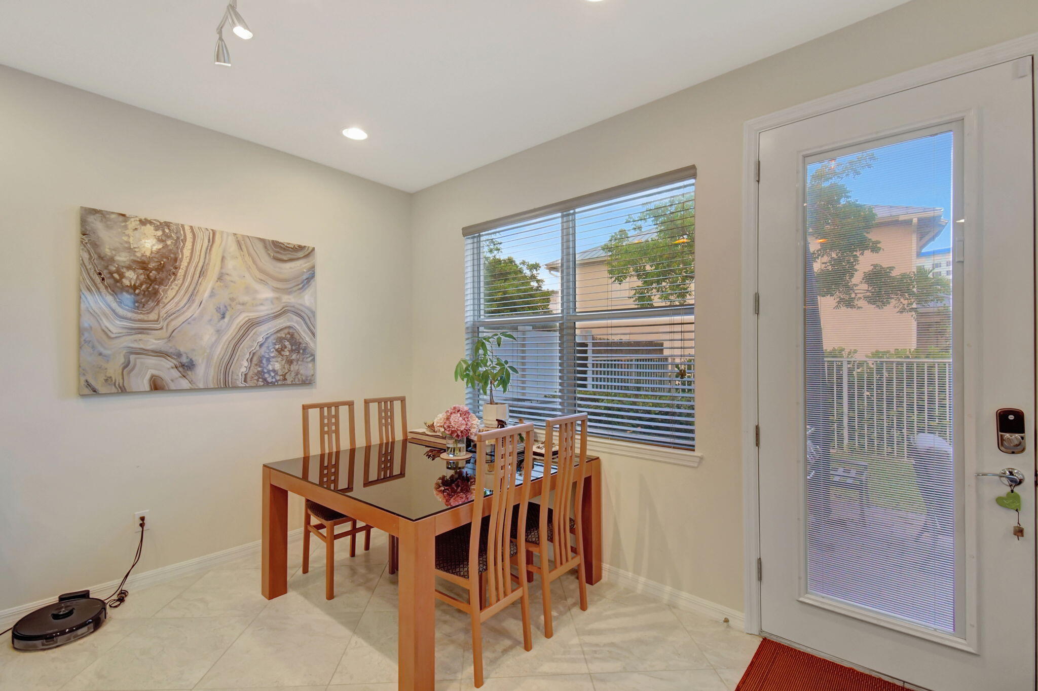 HILLCREST COUNTRY CLUB NORTH - Residential