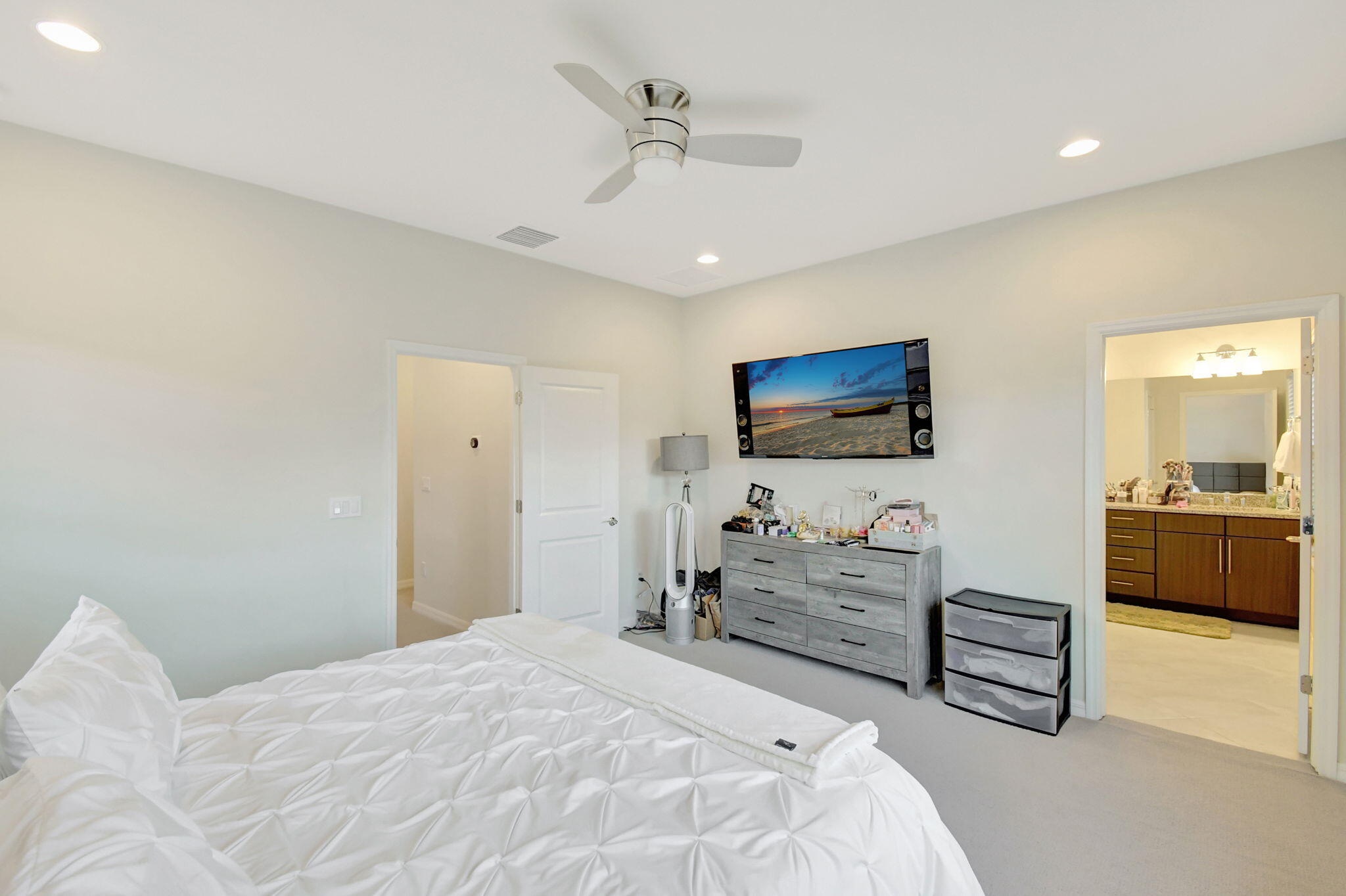 HILLCREST COUNTRY CLUB NORTH - Residential