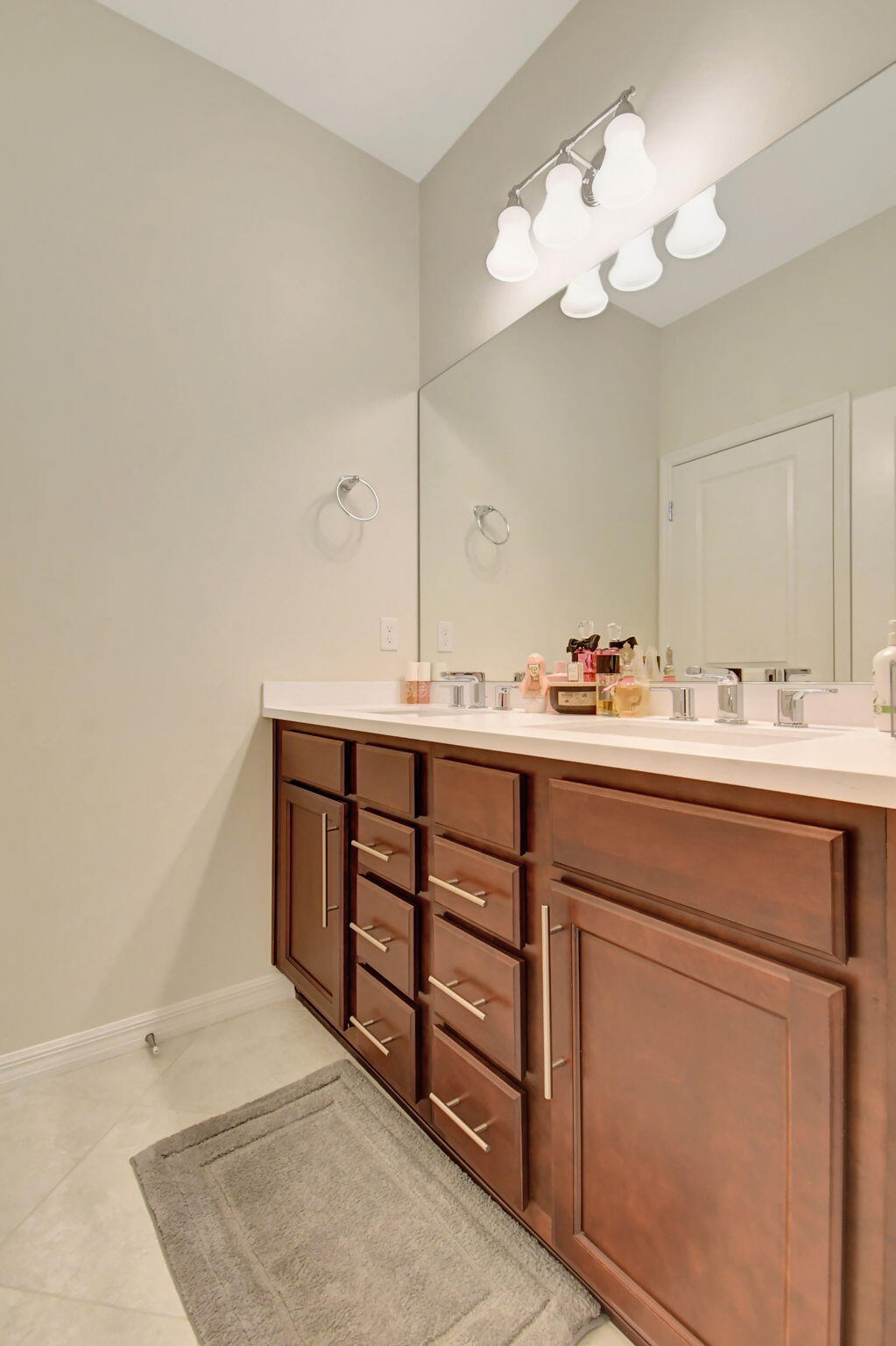 HILLCREST COUNTRY CLUB NORTH - Residential