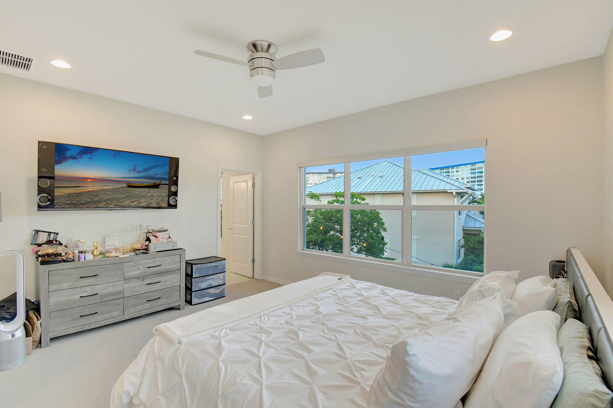 HILLCREST COUNTRY CLUB NORTH - Residential