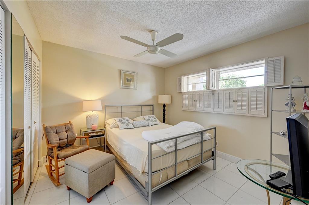 Oriole Golf & Tennis Club - Residential