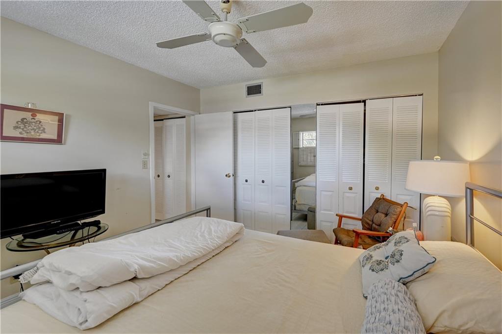 Oriole Golf & Tennis Club - Residential