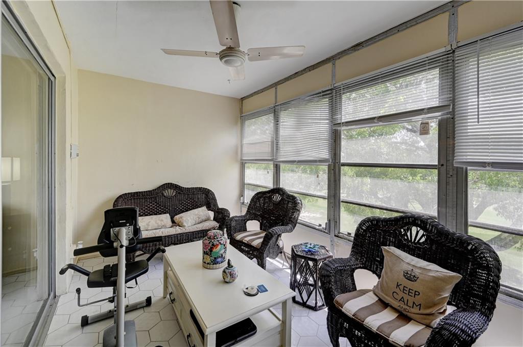 Oriole Golf & Tennis Club - Residential