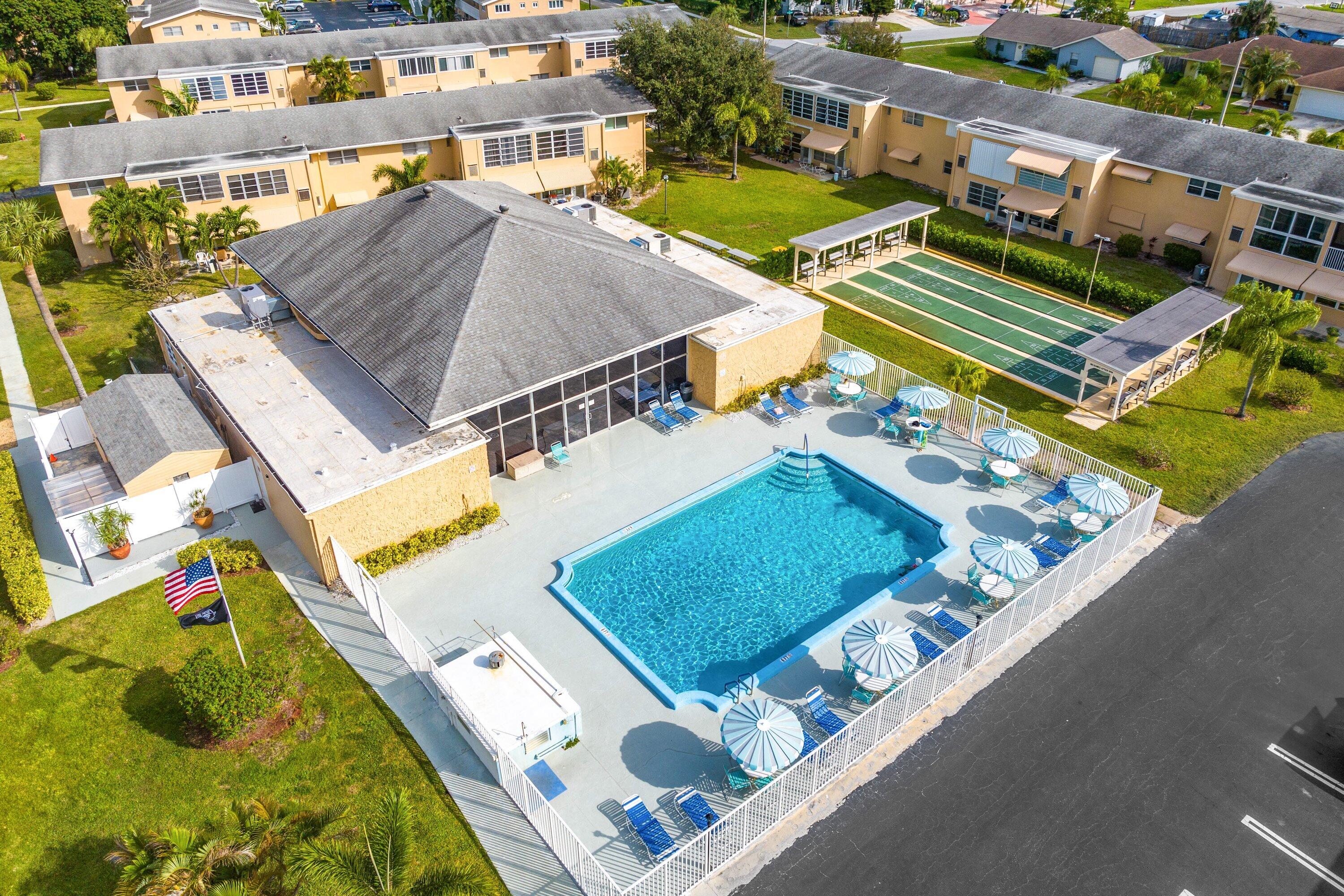 VILLAGE ROYALE CONDO - Residential