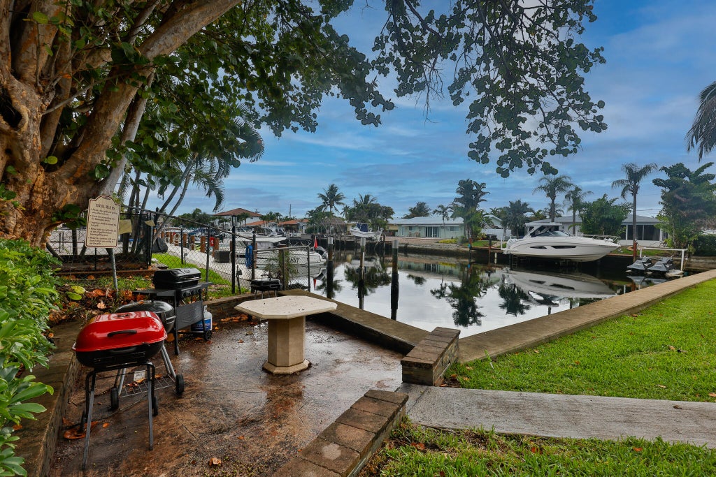 Photo of 391 SE 19TH Avenue SE #7, Pompano Beach, FL 33060 (MLS # B26080427)