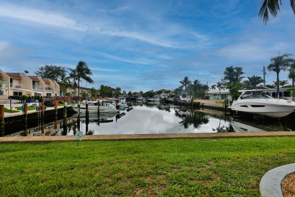 Photo of 391 SE 19TH Avenue SE #7, Pompano Beach, FL 33060 (MLS # B26080427)