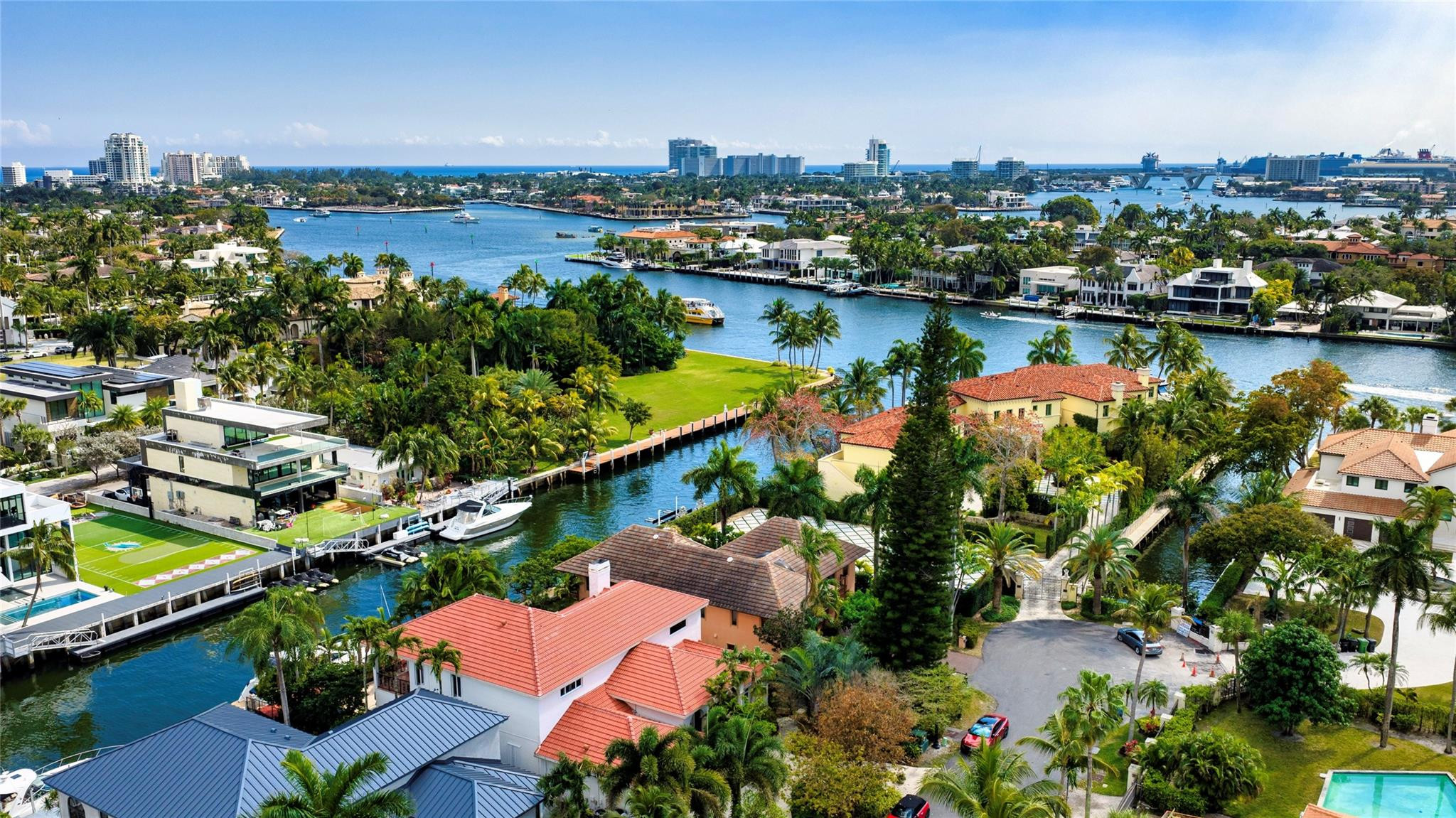 VENICE RESUB OF BLKS 5 & - Residential