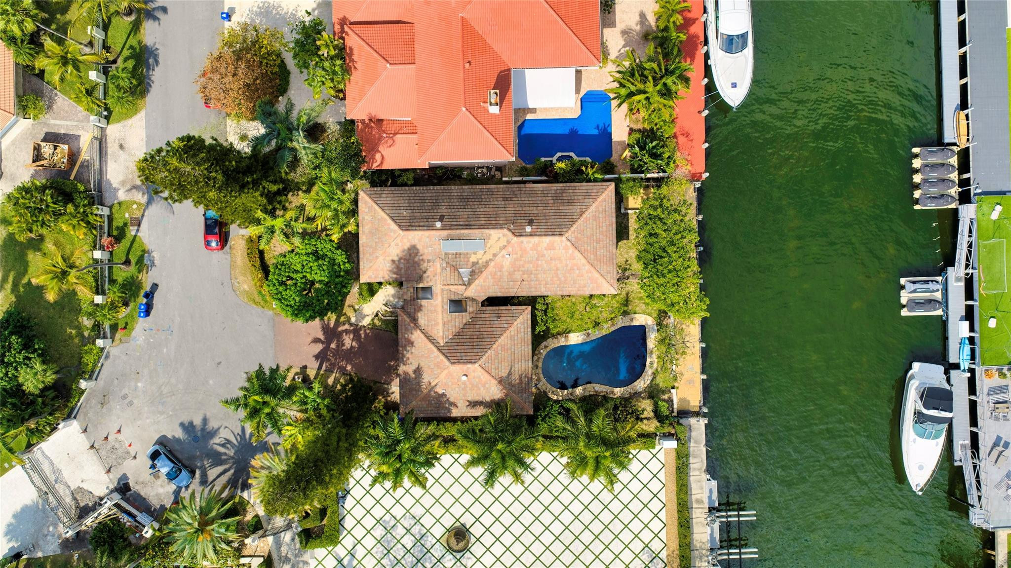 VENICE RESUB OF BLKS 5 & - Residential