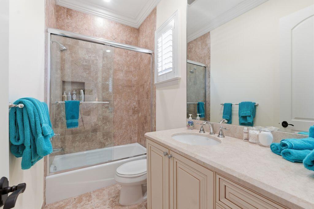 CORAL KEY VILLAS 1ST SEC - Residential