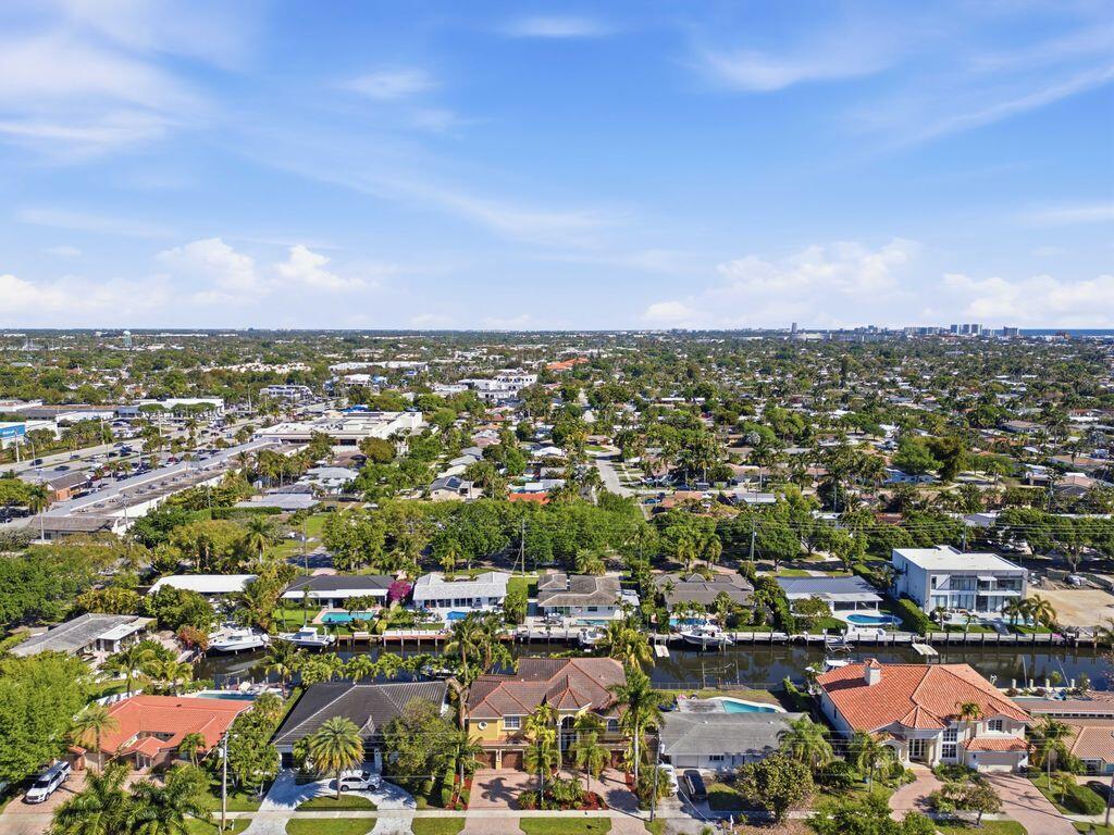 CORAL KEY VILLAS 1ST SEC - Residential