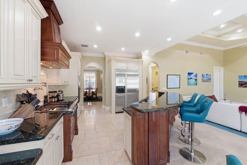 CORAL KEY VILLAS 1ST SEC - Residential