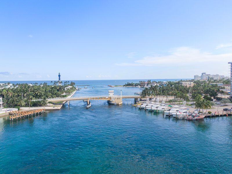 CORAL KEY VILLAS 1ST SEC - Residential