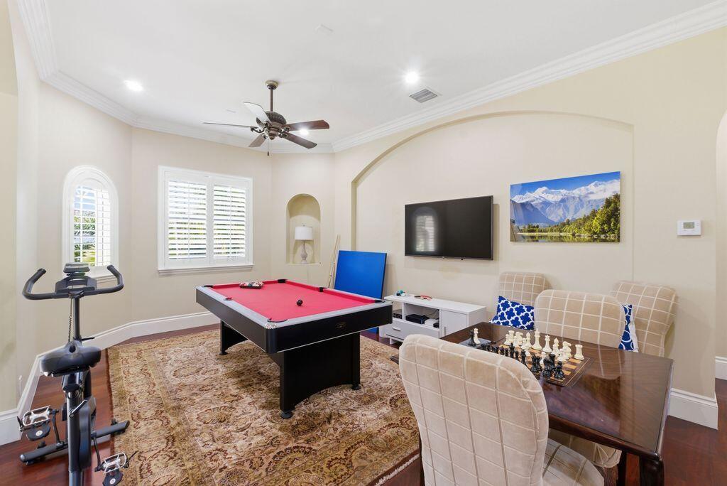 CORAL KEY VILLAS 1ST SEC - Residential