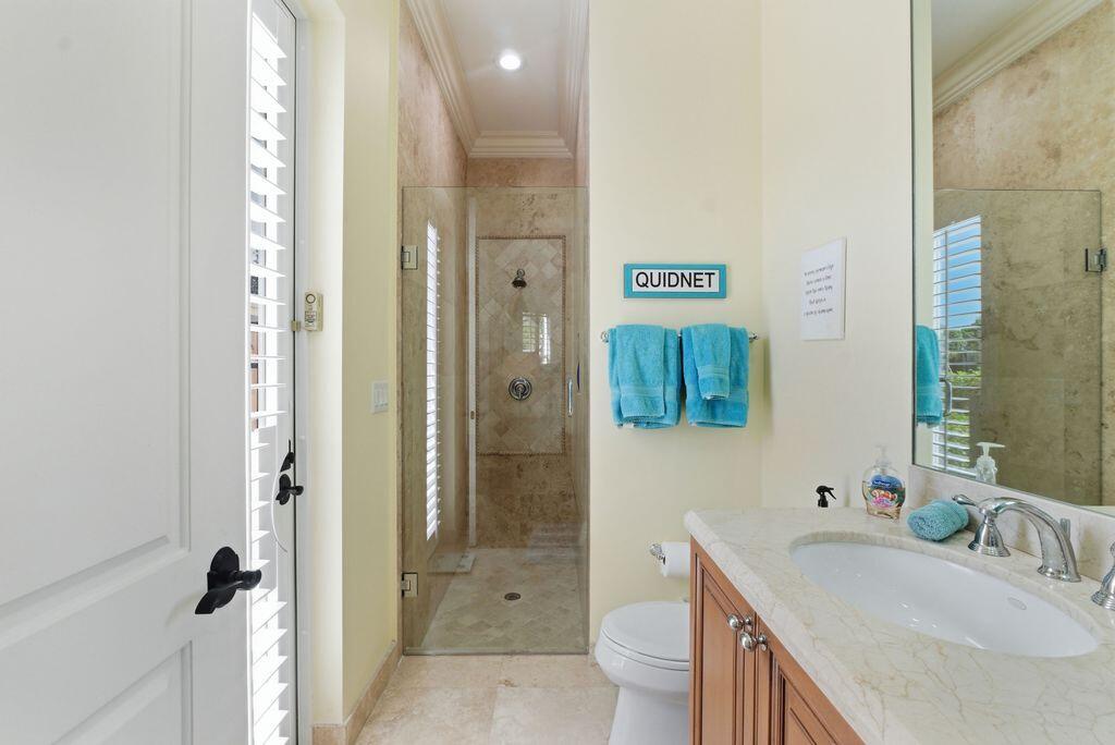 CORAL KEY VILLAS 1ST SEC - Residential