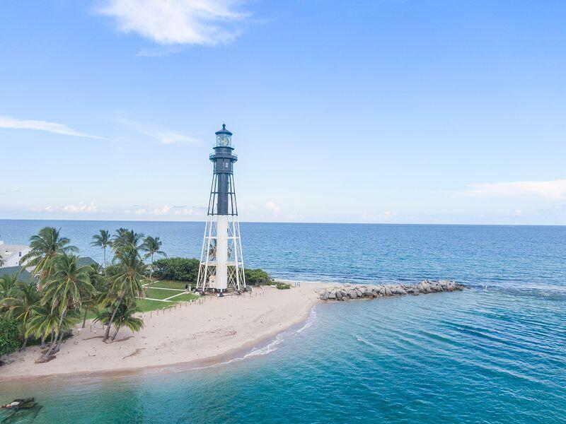 CORAL KEY VILLAS 1ST SEC - Residential