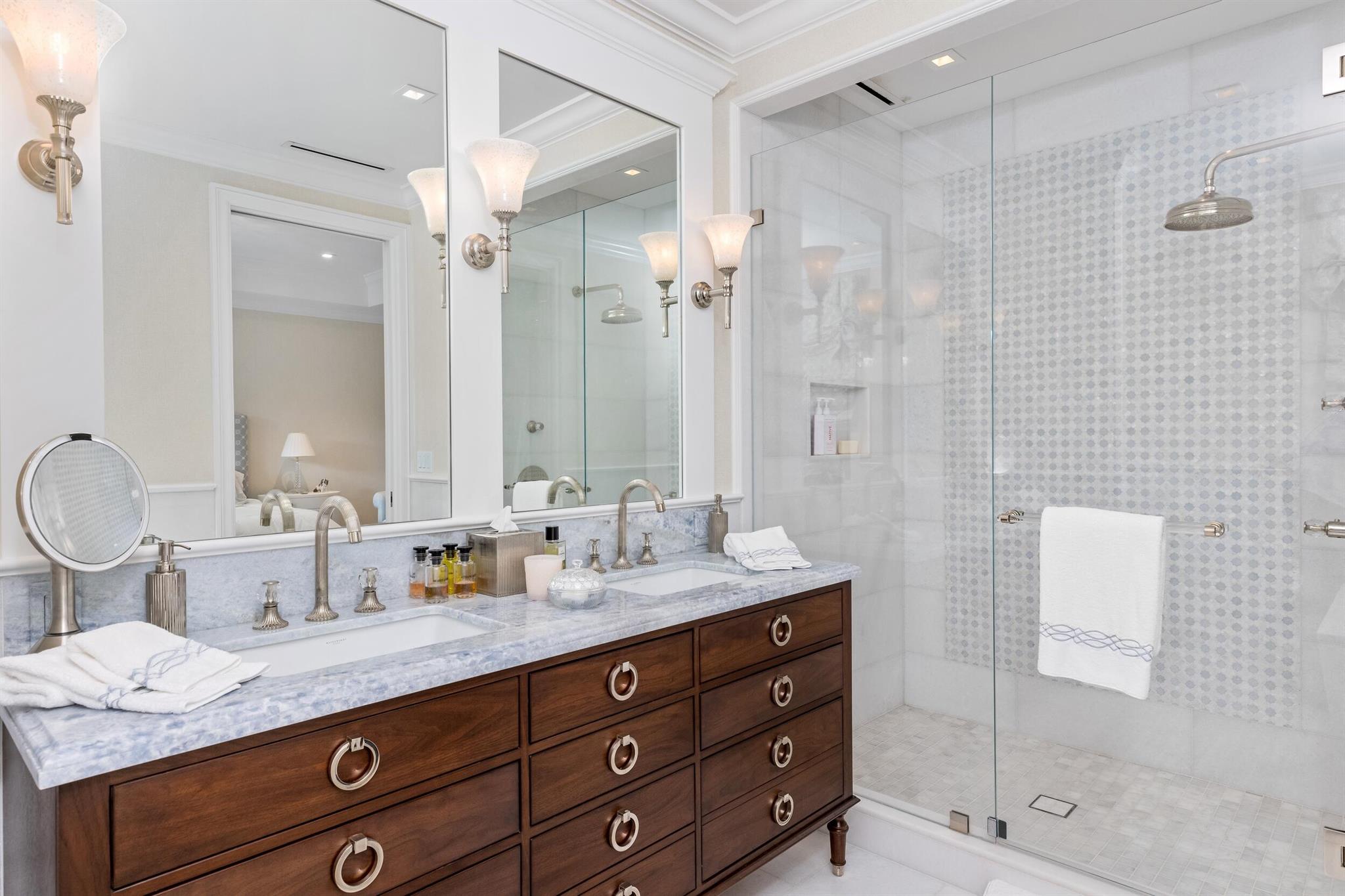 DRAKE PARK - Residential