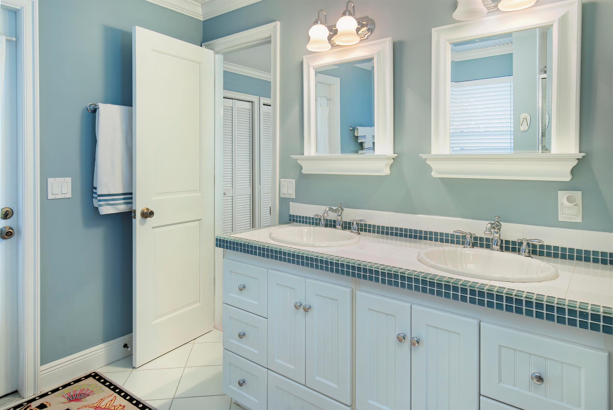 SUMMERPLACE UNIT 1 REPLAT - Residential Lease